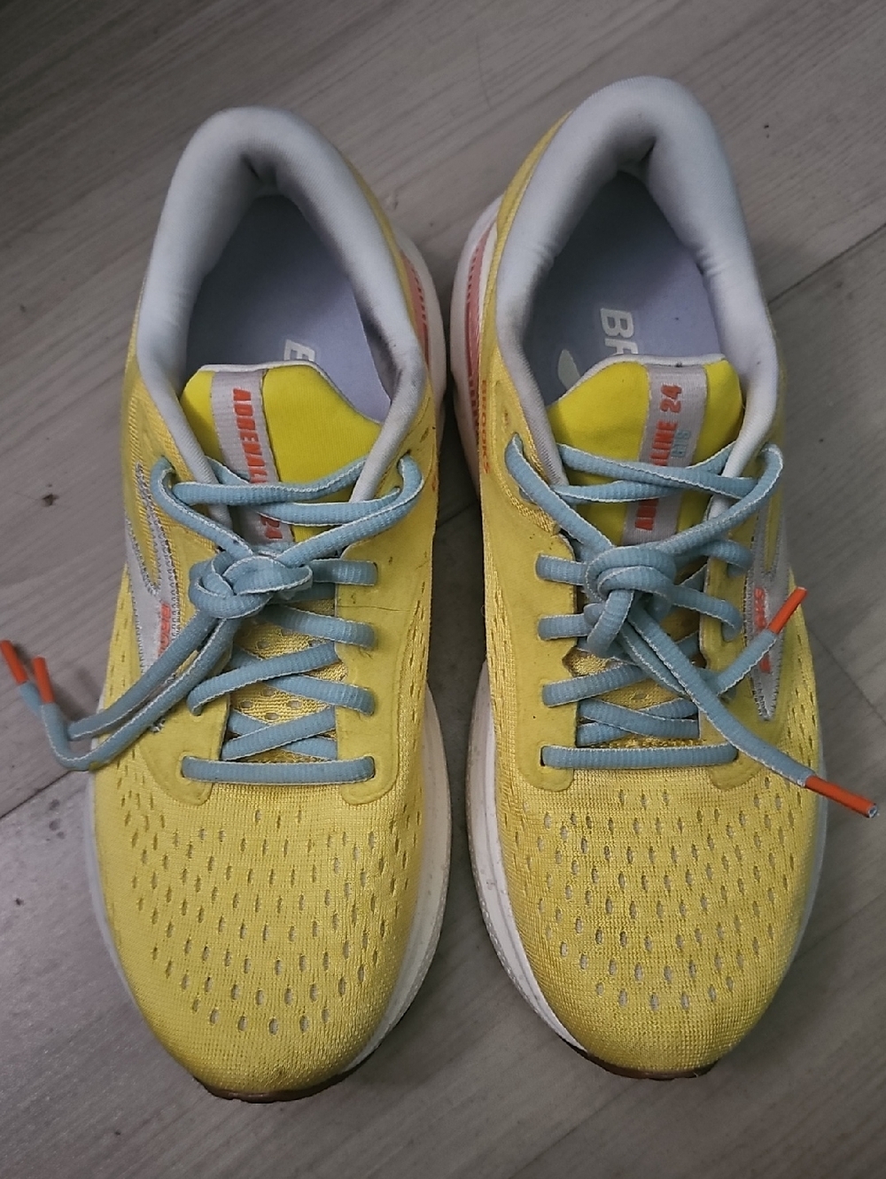Brooks Adrenaline GTS 24 120426-1b-744 Women's US 9 Yellow Running Shoes TZP1039